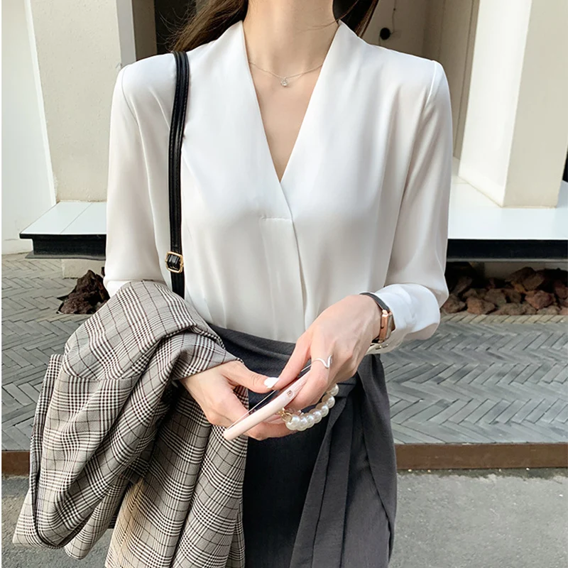 

2025 French Gentle Style Chiffon Shirt Women Spring Summer Long Sleeve Loose V-Neck Blouse New Elegant Professional Wear Mujer