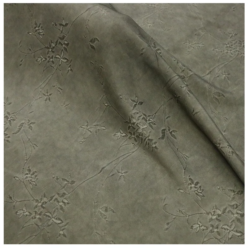 Dirt-dyed silk fabric embossed crepe blend jacquard stir-fried color designer