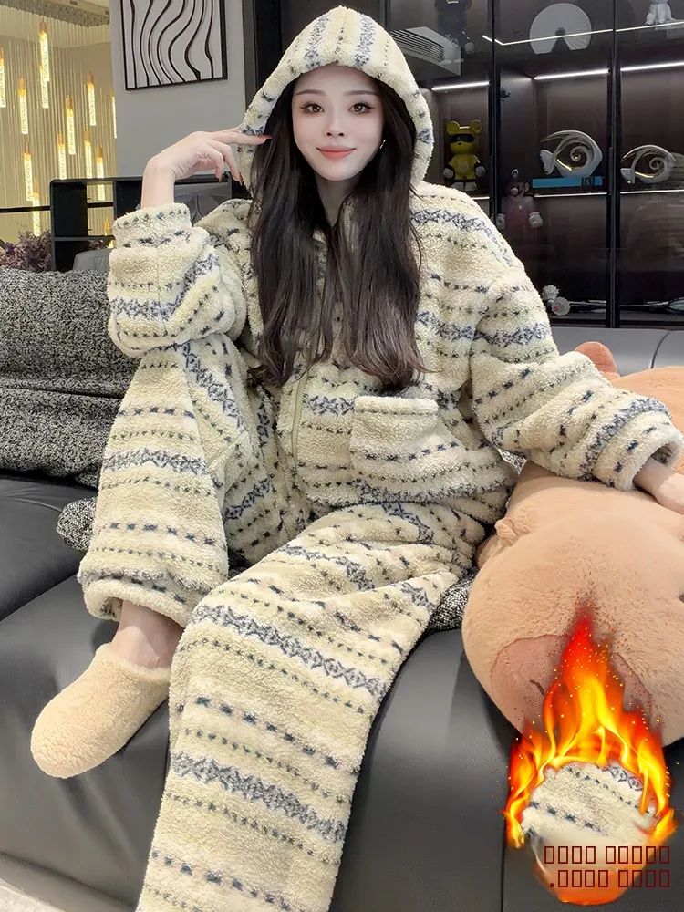 ชุดเซ็ตฤดูใบไม้ร่วงฤดูหนาวสำหรับผู้หญิง แบรนด์ Thiened Fce ประกอบด้วยเสื้อฮู้ดและกางเกงขายาวทรงกว้าง สวมใส่สบายๆ แบบลำลอง ชุดสองชิ้น