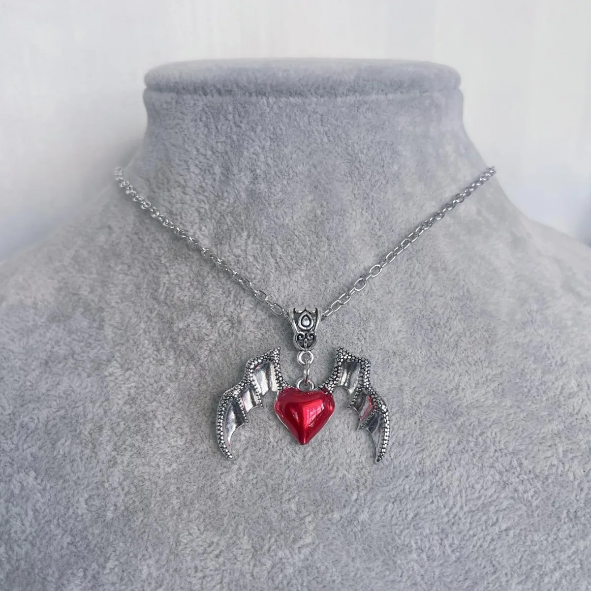 Foreign Trade European And American Cross-Border Devil Wings Vintage Pendant Gothic Punk Style Heart-Shaped Oil Drop Jewelry