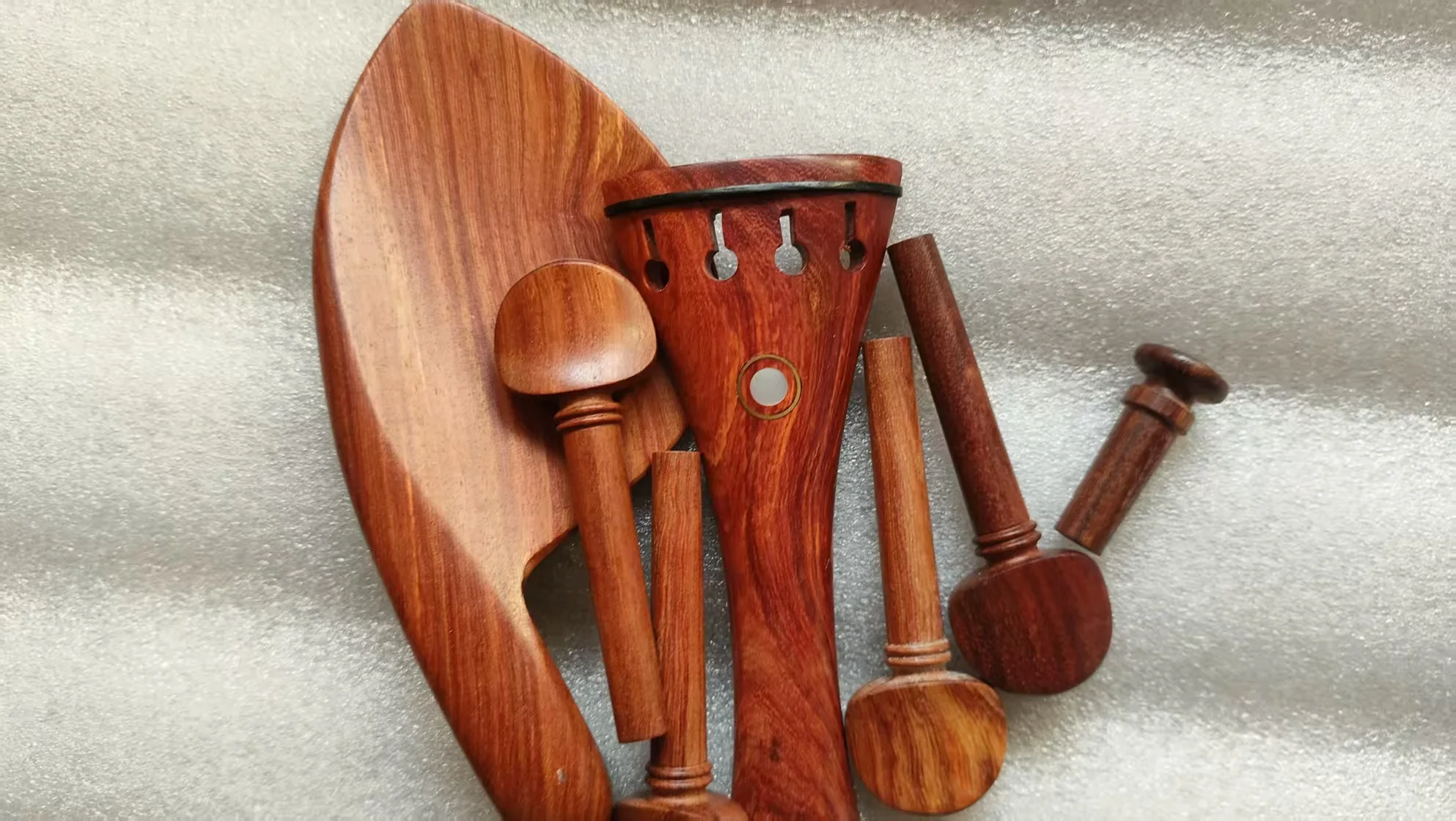 

1 Set Rosewood Violin Parts 4/4 With Tailpiece Pegs and Chin Rest End Button