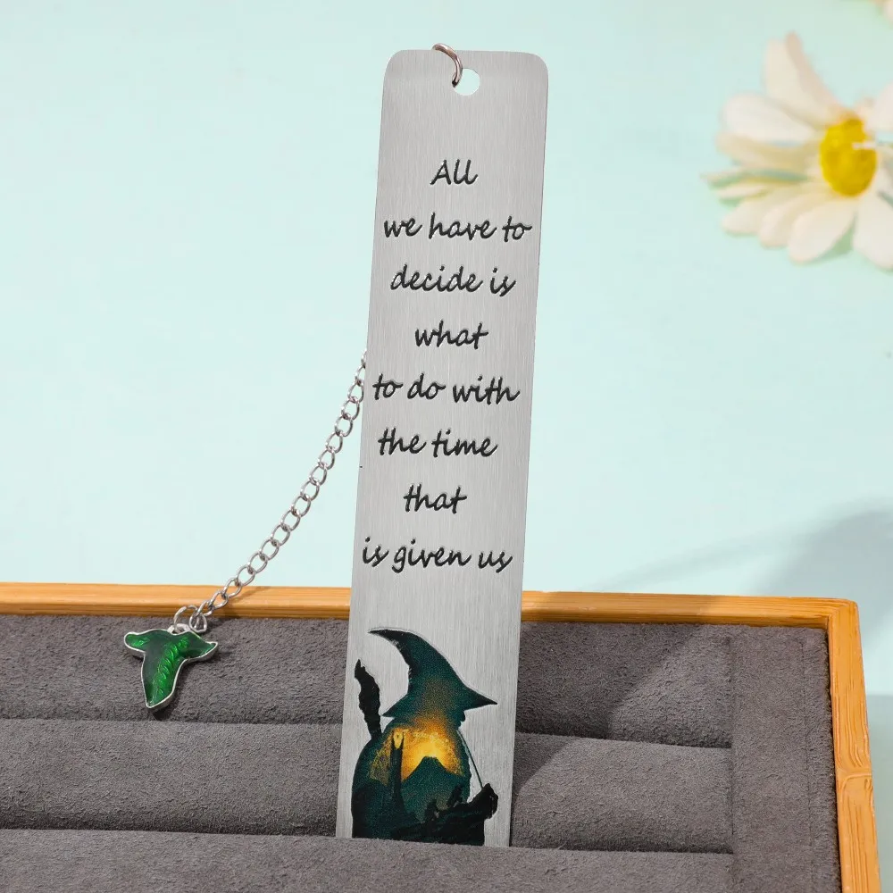 �Der Herr der Ringe“-Lesezeichen-Set aus Metall mit klassischem Zitat – Gandalf-/Ringelemente, Lesemarker für Fantasy-Roman. – Detail 4