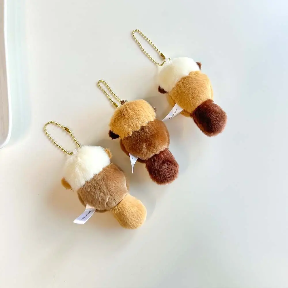 Süße Puppe Otter Halten Shell Schlüsselanhänger koreanischen Stil Plüsch Rucksack Charms Cartoon Schmuckstück Anime Schlüsselanhänger Schlüsselanhänger Ornamente