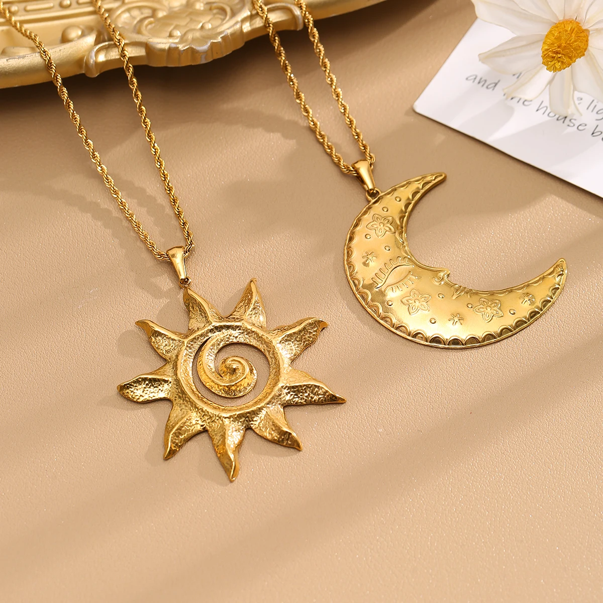 AURORA Stainless Steel Large Size Sun & Moon Pendant Necklaces For Women Vintage Jewelry Decoration 18K Gold Women's Necklaces