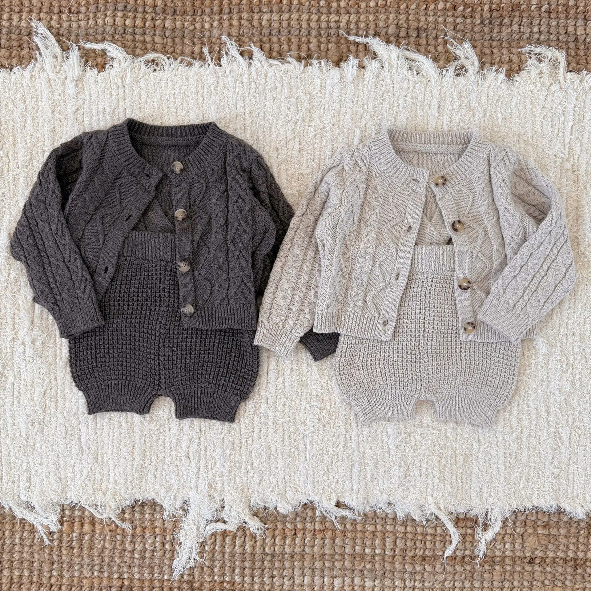 Baby Clothing Set 2025 Autumn and Winter New Retro Twist Baby Boy's Suit Knitted Sweater Cardigan + Bib Shorts
