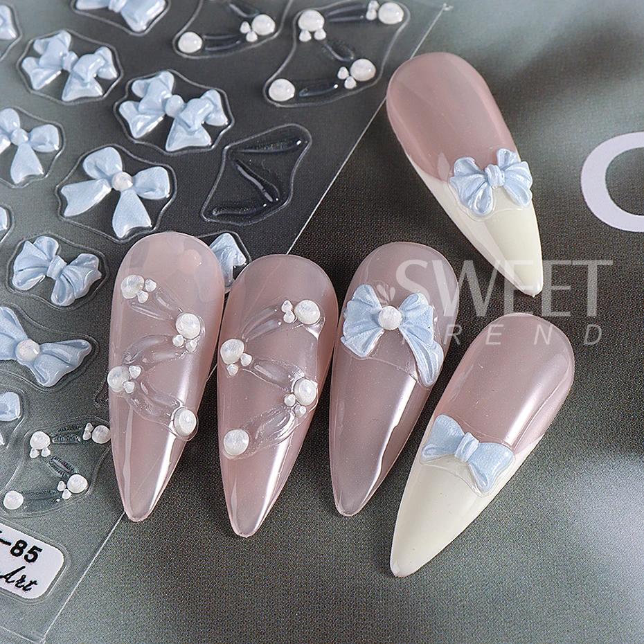 5dネイルリボンステッカー、黒とピンクのリボン、ネイルチャーム、かわいいシルクの蝶ネクタイデカール、カワイイマニキュアアクセサリー、y2kデザインサイド