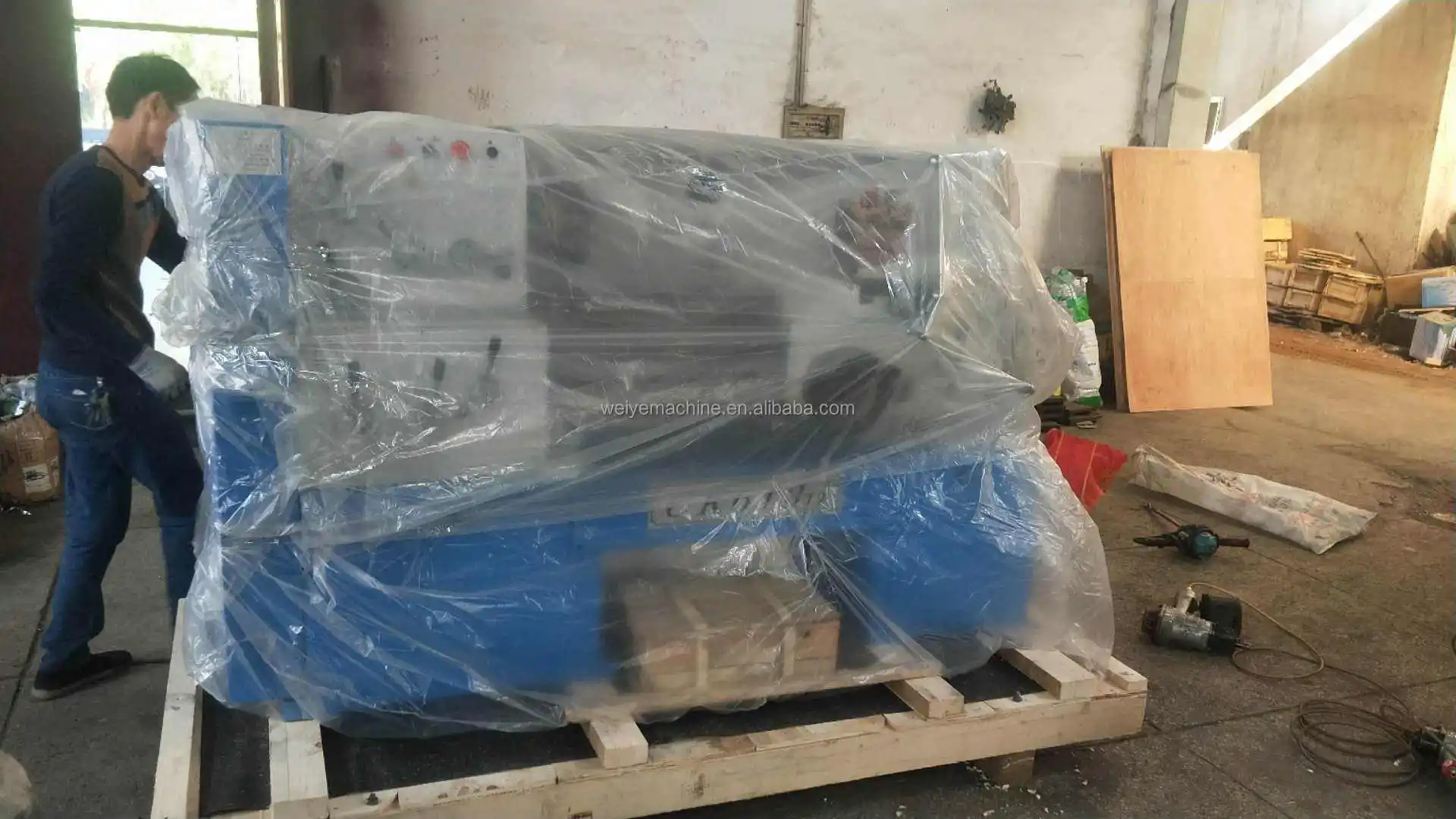 Gold Seller High Quality C6150X1000mm Manual Mechanical Semi-automatic Horizontal Lathe Machine Price