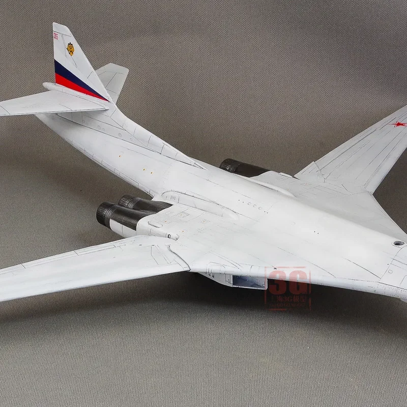 1/144 عازف البوق التجمع نموذج 03906 Tupolev Tu-160 بلاك جاك البلاستيك مقياس أطقم منمذجة #4
