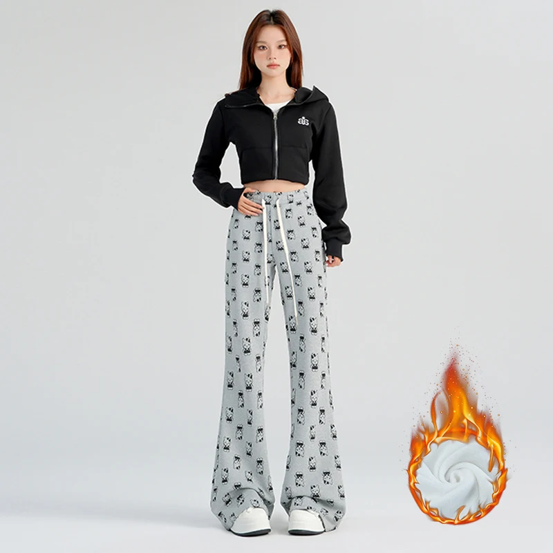 

Slightly flared casual pantskittyCat jacquard graffiti print flared floor-length knitted sweatpants&Lengthened
