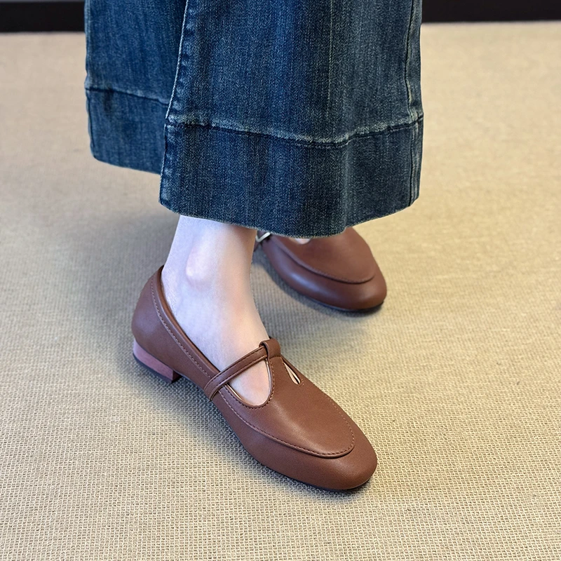Apartamentos femininos mocassins sapatos casuais tênis rasos mary jane sapatos 2025 verão novas sandálias andando de couro zapatillas de mujer