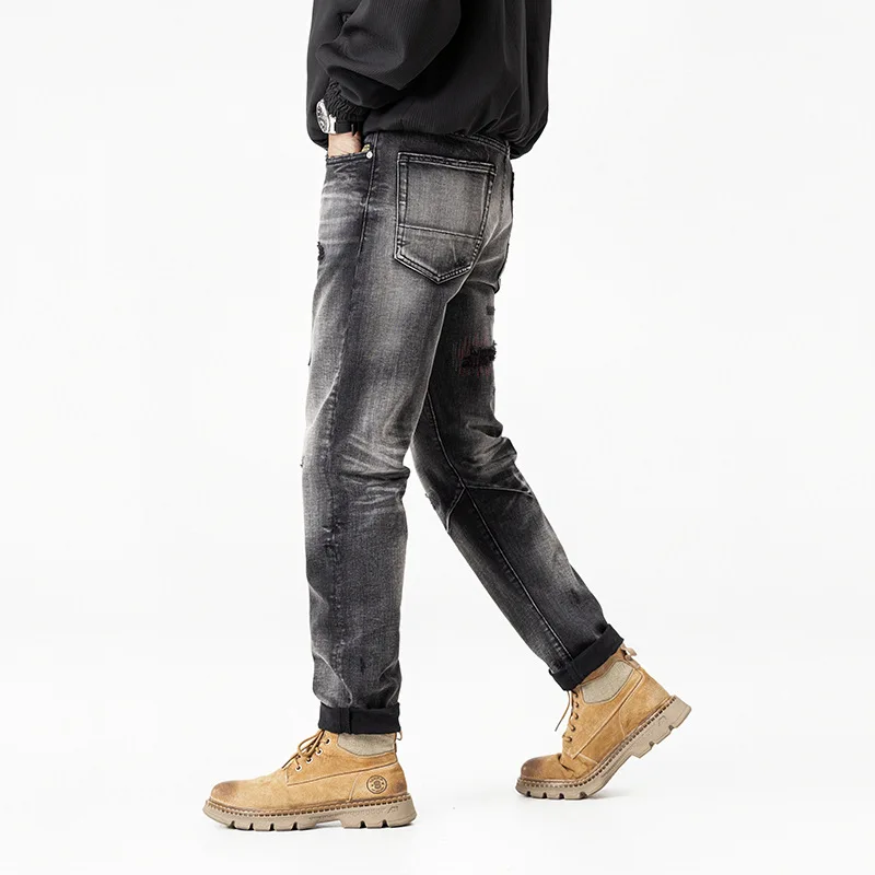 

Мужские черные и джинсы, новый стиль осени 2025 года, ностальгические брюки в стиле ретро с рваными дырками и прямыми штанинами.