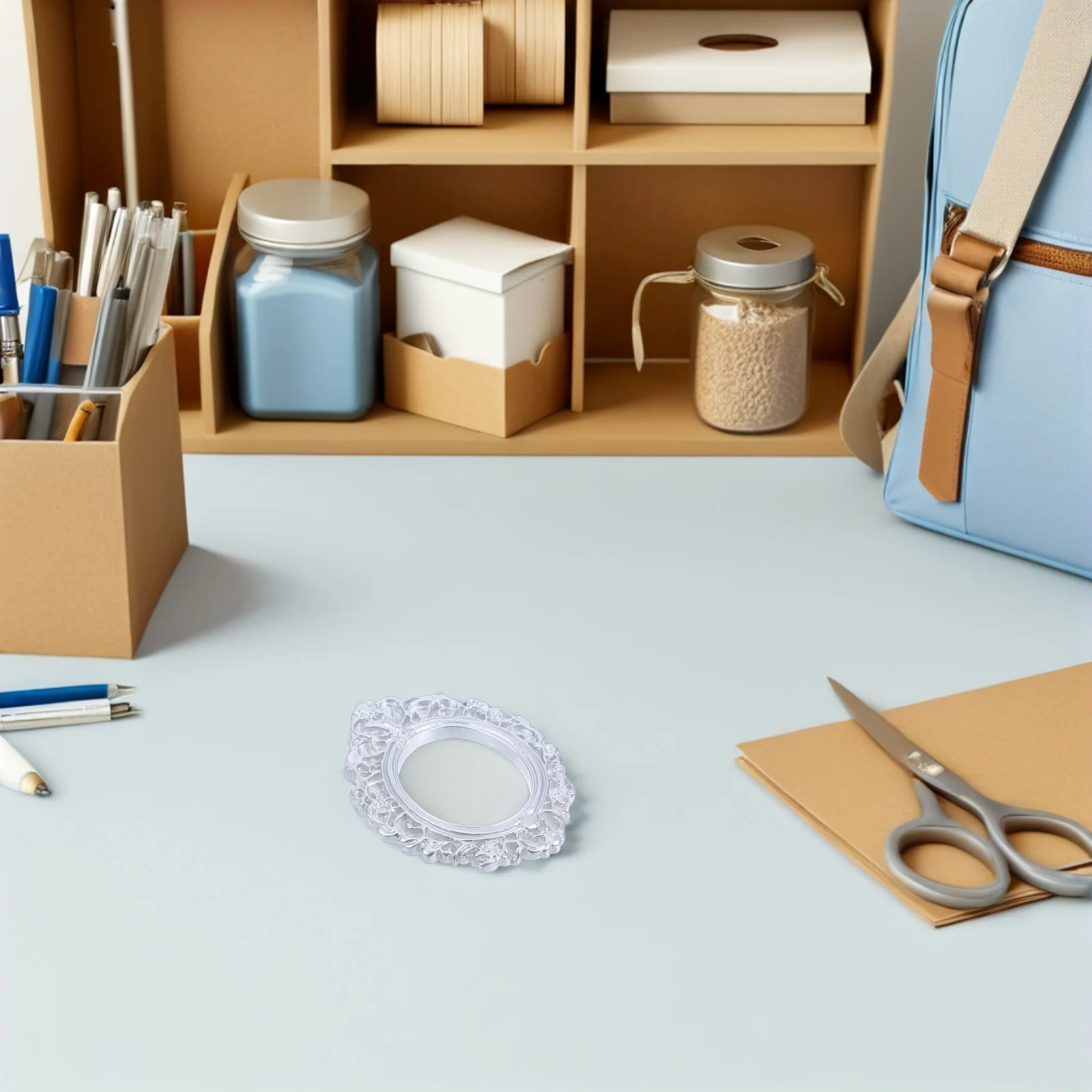 

12Pcs Mini Vintage Resin Picture Frames Ornate Details DIY Crafts Home Decoration Retro Style Mini Photo Frames