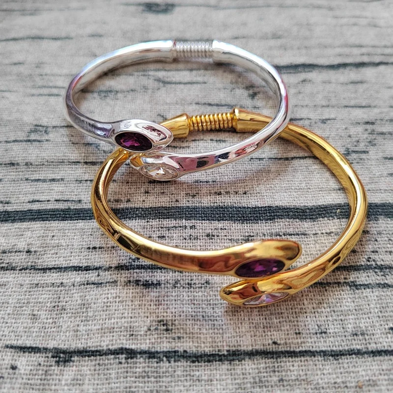 

2026 European and American Creative Design Simple and Exquisite Gemstone Bracelet, Suitable for Girls' Jewelry Accessories