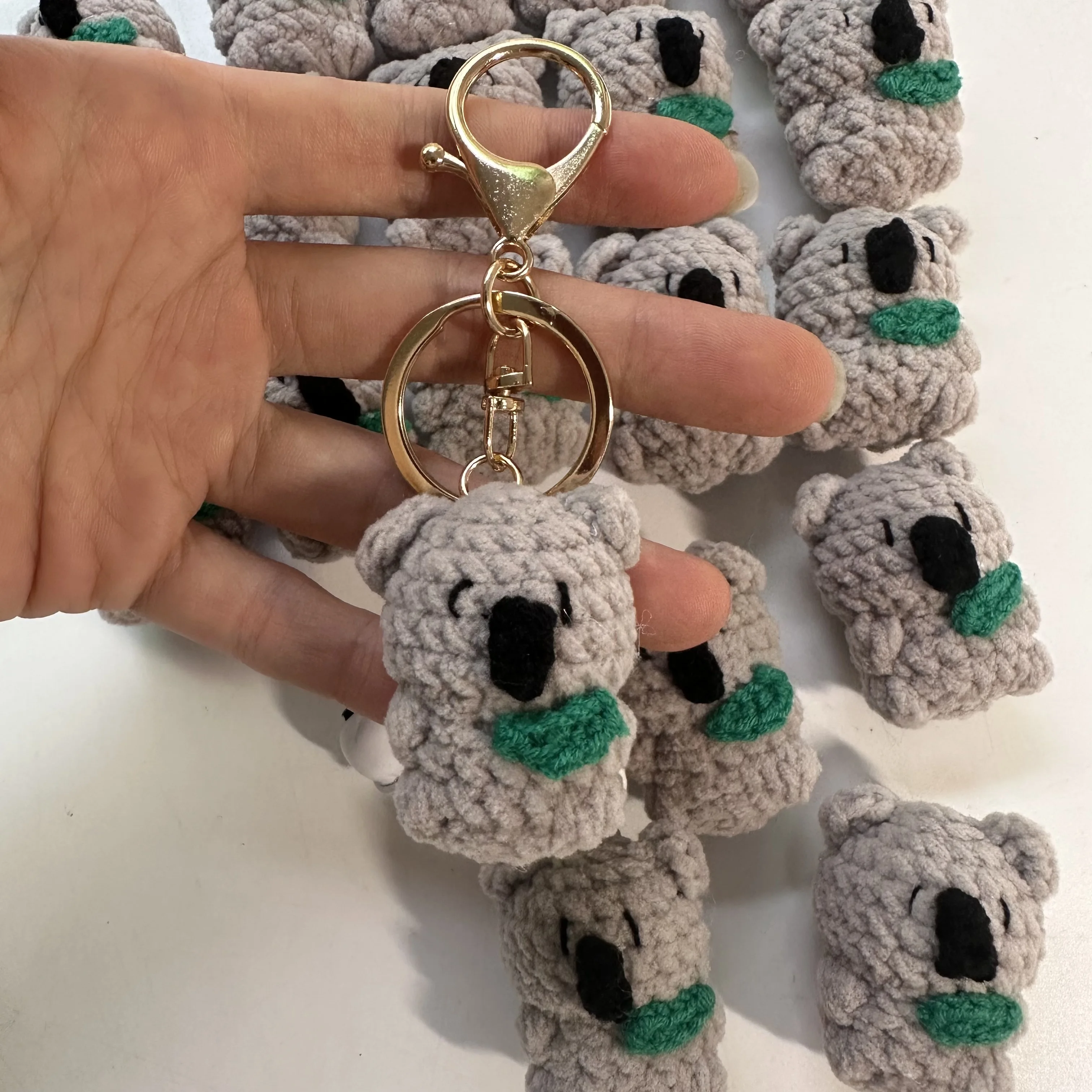 Handmade 3.5cm Cute Knitting Mini Crochet Koala Ornaments Sloth Shape Crochet Yarn Pendants DIY Doll Keyrings Wholesale
