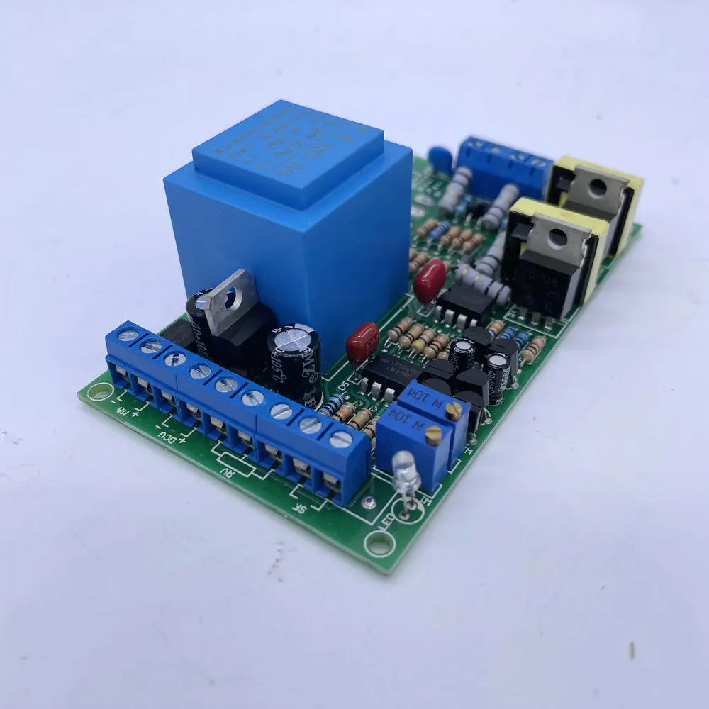 Placa de gatilho de mudança de fase monofásica de silicone controlável AT3801-1 1-5V / 4-20mA controle 0-380V