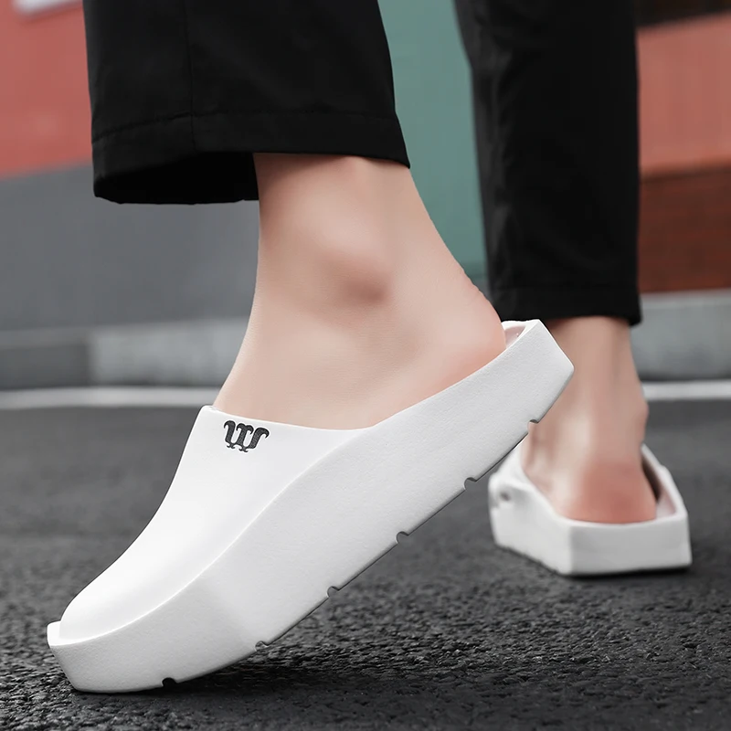 Summer Men Slippers Thick Platform Flip Flops Men Bathroom Slides Non Slip Trend Designer Shoes Sandals for Men