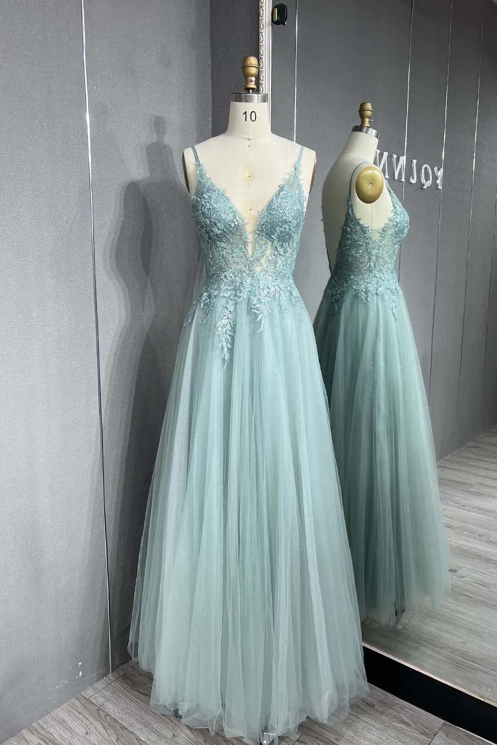 YQLNNE Cute Mint Green Glitter Long Prom Dresses Bling Tulle Backless Evening Gown For Party