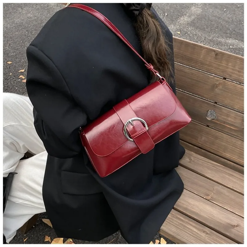 

Trendy Diaper Bag Classic Designer Handbag Casual Leisure Leather Original Retro Letter Logo Best For Business Or Shopping