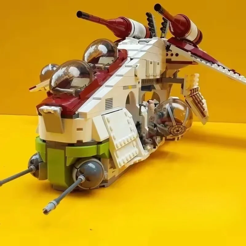 New MOC White Spaceship Gunship Vehicle Model Building Blocks, Home Decor Ornaments, Holiday Gifts