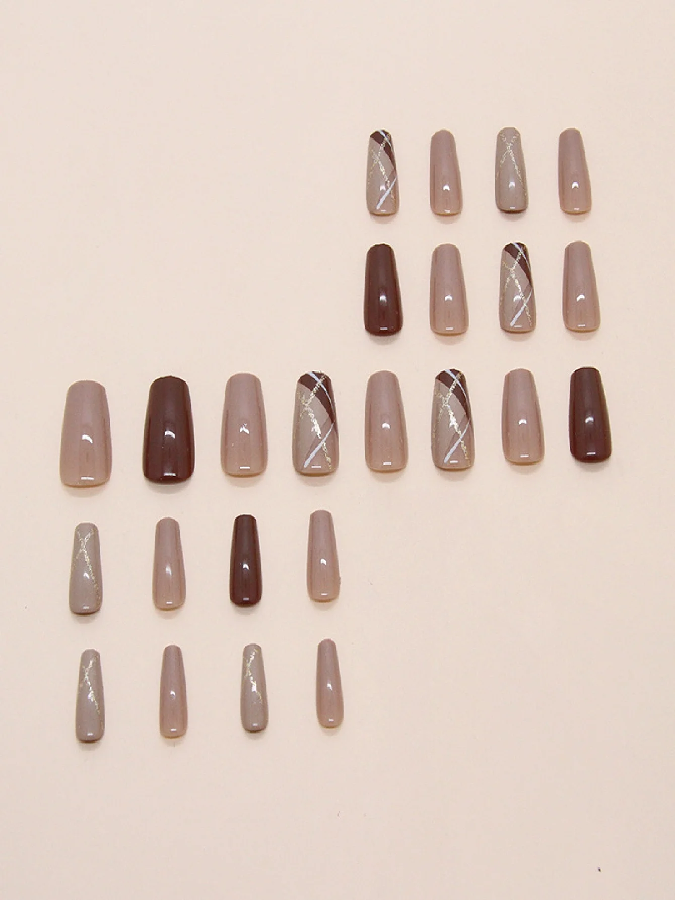 A full set of 24 medium coffin-shaped fake nails with a peachy gradient design, including 1 jelly glue and 1 nail file, perfect - Detail 1
