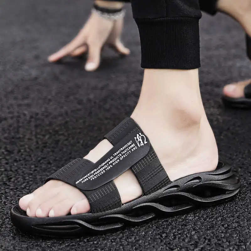 Couple Summer Man Flip Flops Boots Nurse Shoes Shock Absorption Sandals Men’S Designer Luxury 2024 Winter Slippers Bots Tennis