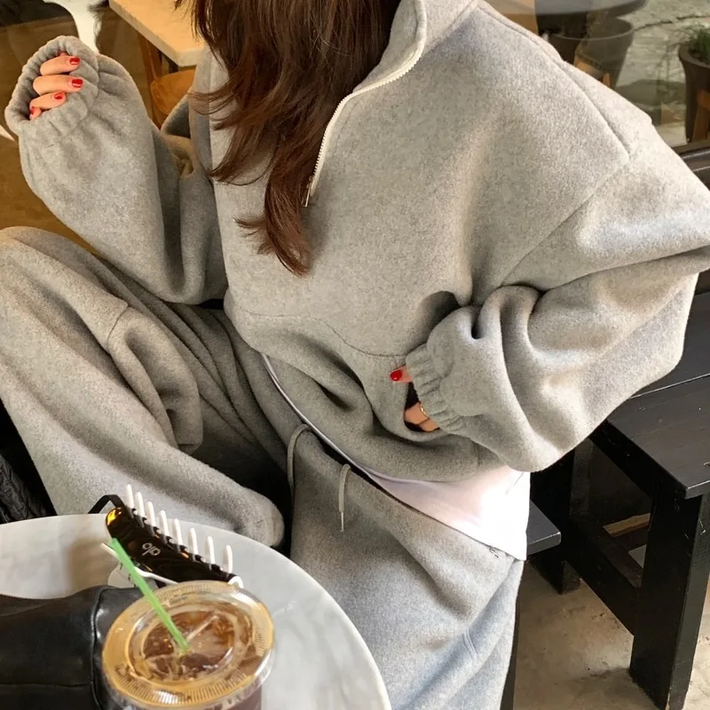 

2025 Two-piece Women's Hooded Sweatshirt Jacket Velvet Casual Pants