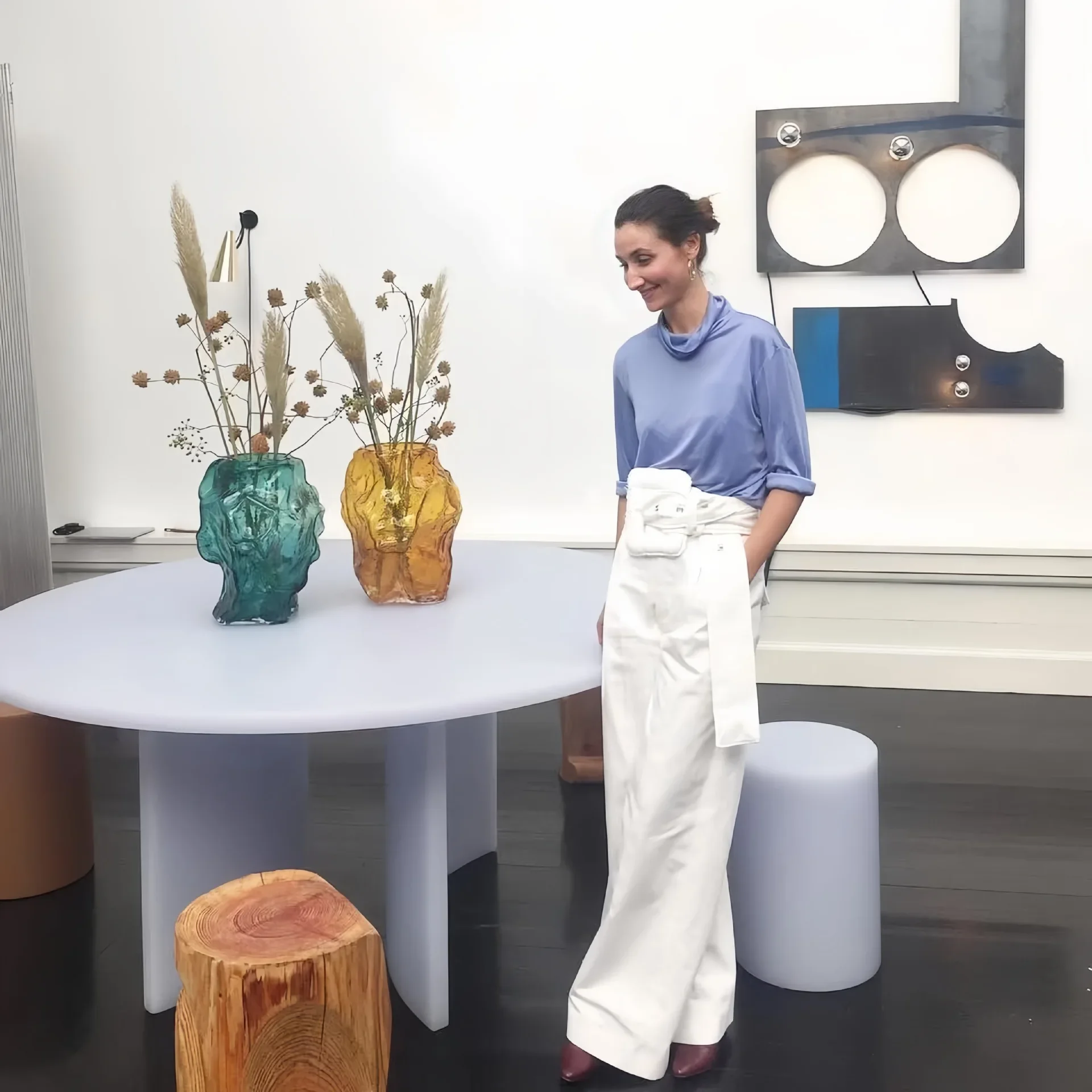 

Solid wood round table designer artist creative desk with color minimalist modern style