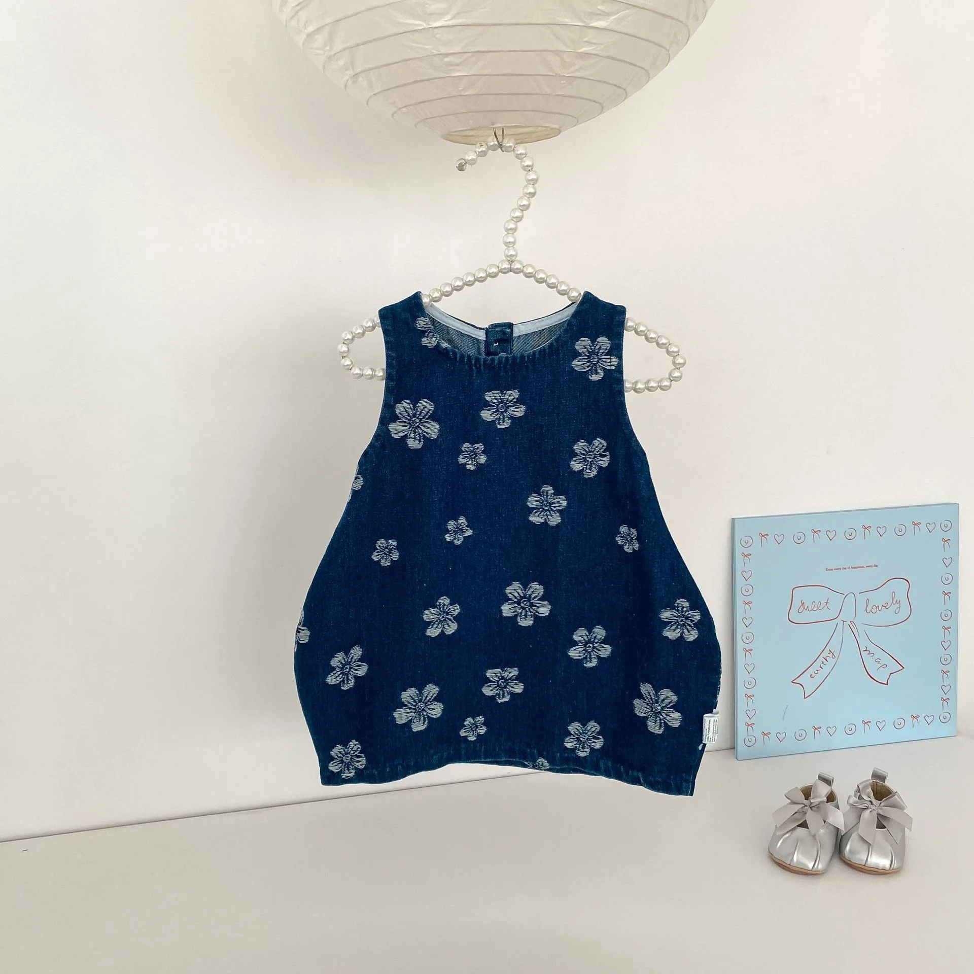 2026 Autumn New Girls Sleeveless Denim Dress Children Strap Dress Sweet Flower Print Baby Girl Princess Dress Toddler Clothes