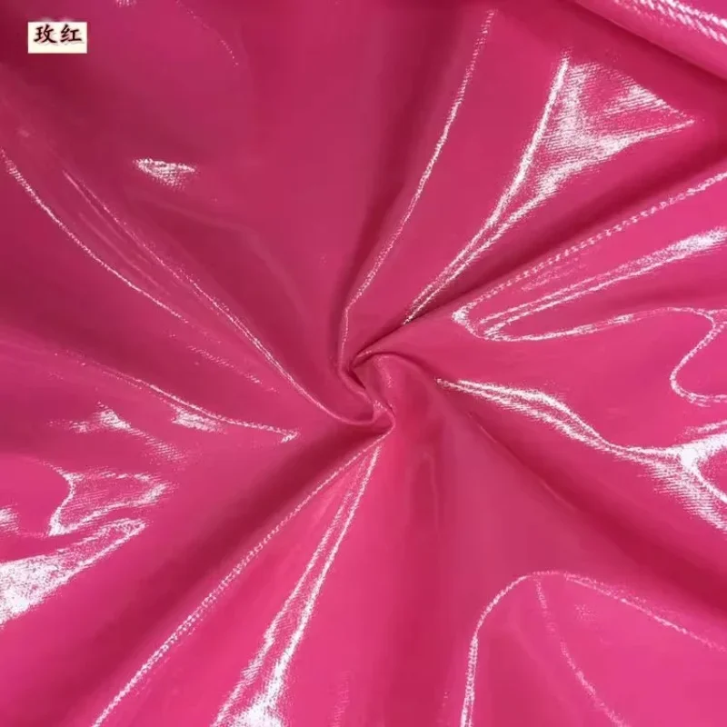 Tela de cuero PU con acabado de espejo de Color sólido suave, superficie brillante para diseño de disfraz, ropa de escenario de baile, accesorios decorativos DIY
