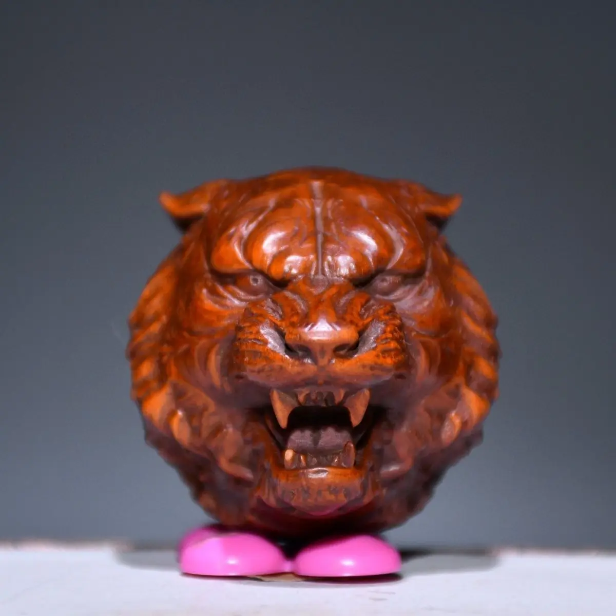 Hand Carved Wood mountain tiger head Statue Figurine Desktop Ornaments Home Decoration Crafts Tea Pet Decor