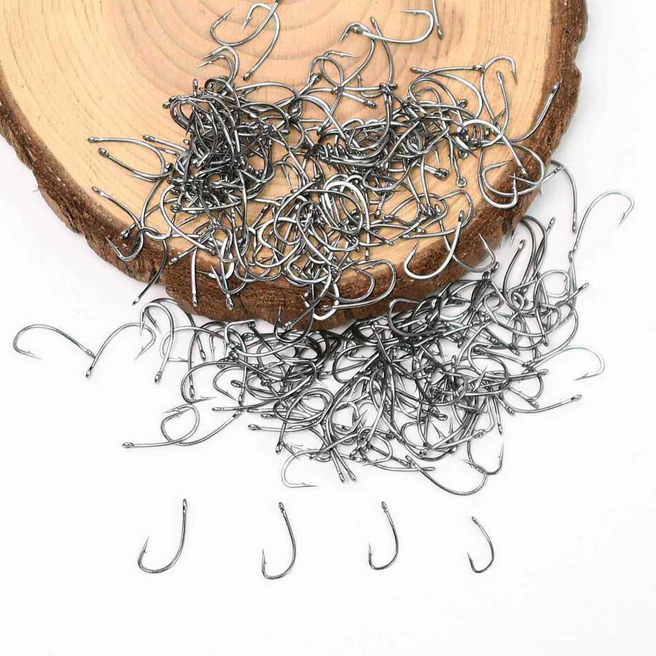100 Stück/Packung 12 # 14 # 16 # 18 # Einzelhaken für Forellen aus schwarzem Nickel mit Widerhaken, Angelfliegen aus Kohlenstoffstahl, Löffelhaken – Detail 7