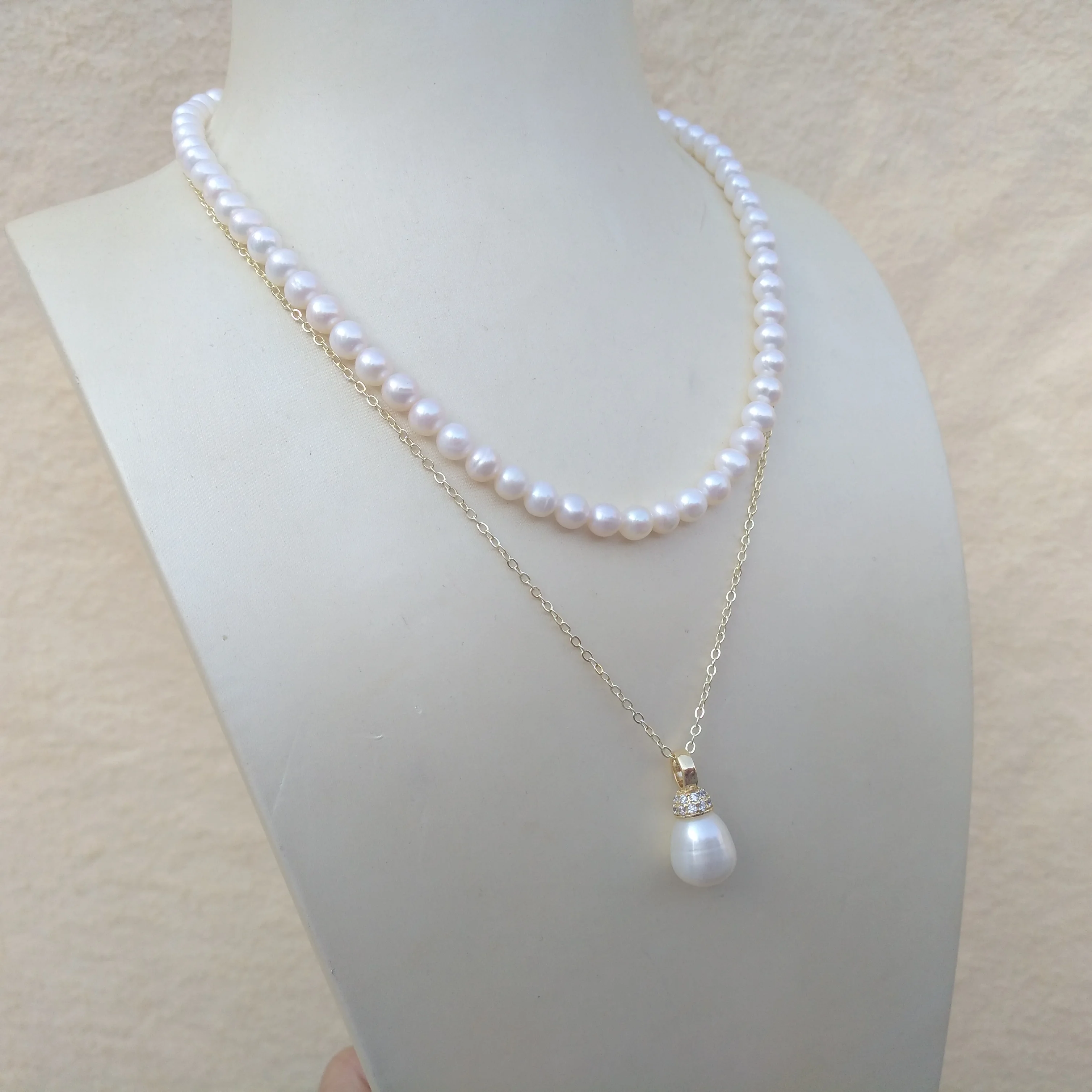 gorgeous AAA+ south sea white pearl Necklaces &+huge10x12mm pearl Pendants Thanks for viewing more photos.