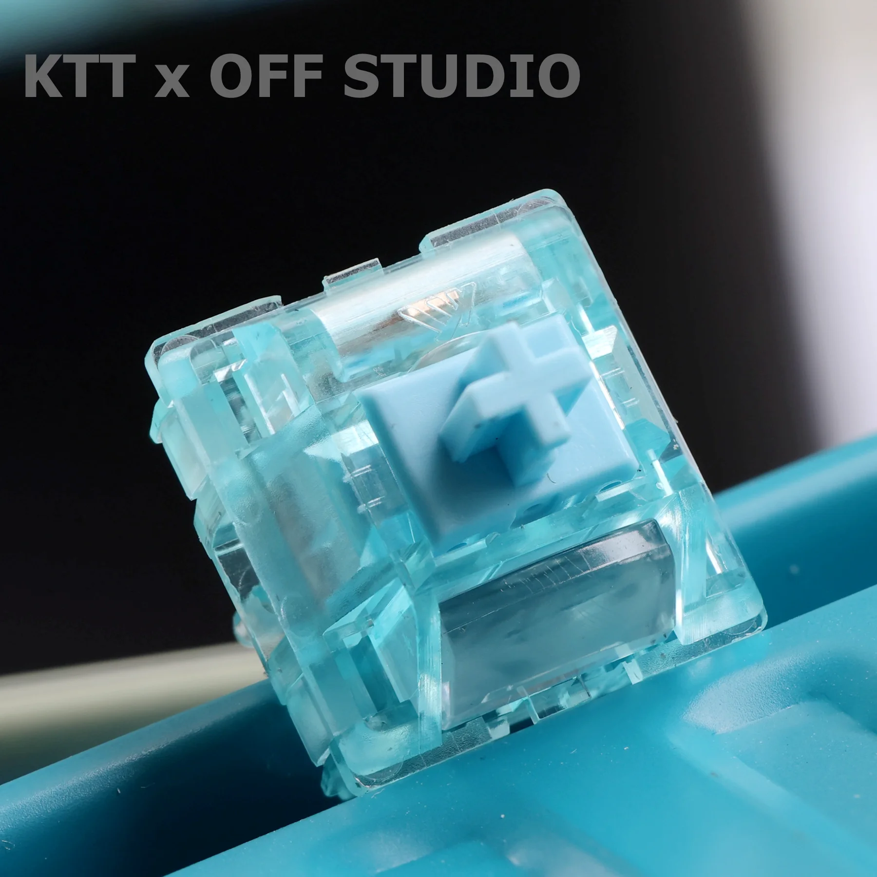 

KTT X OFF STUDIO Blue Tears Silent Switch 43g Linear 5Pin Hot Swap POM Stem Silent Switches Mechanical Keyboard Gaming MX Switch
