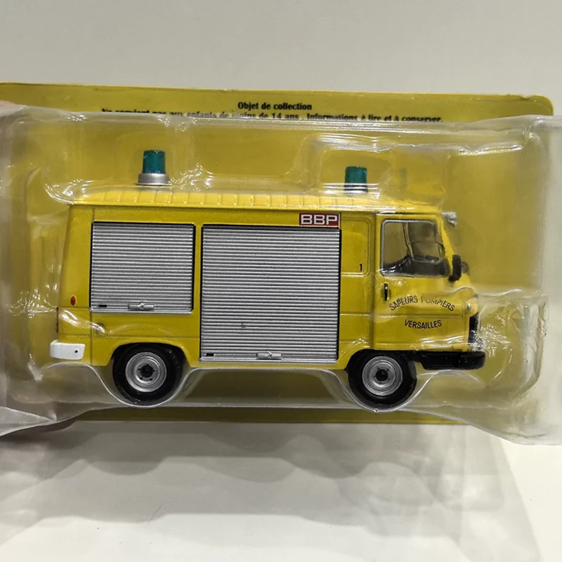 

IXO 1:43 Scale J9 Van Fire Engine Alloy Simulation Car Model Static Collection Decorated Holiday Gifts Toys Souvenir Gift