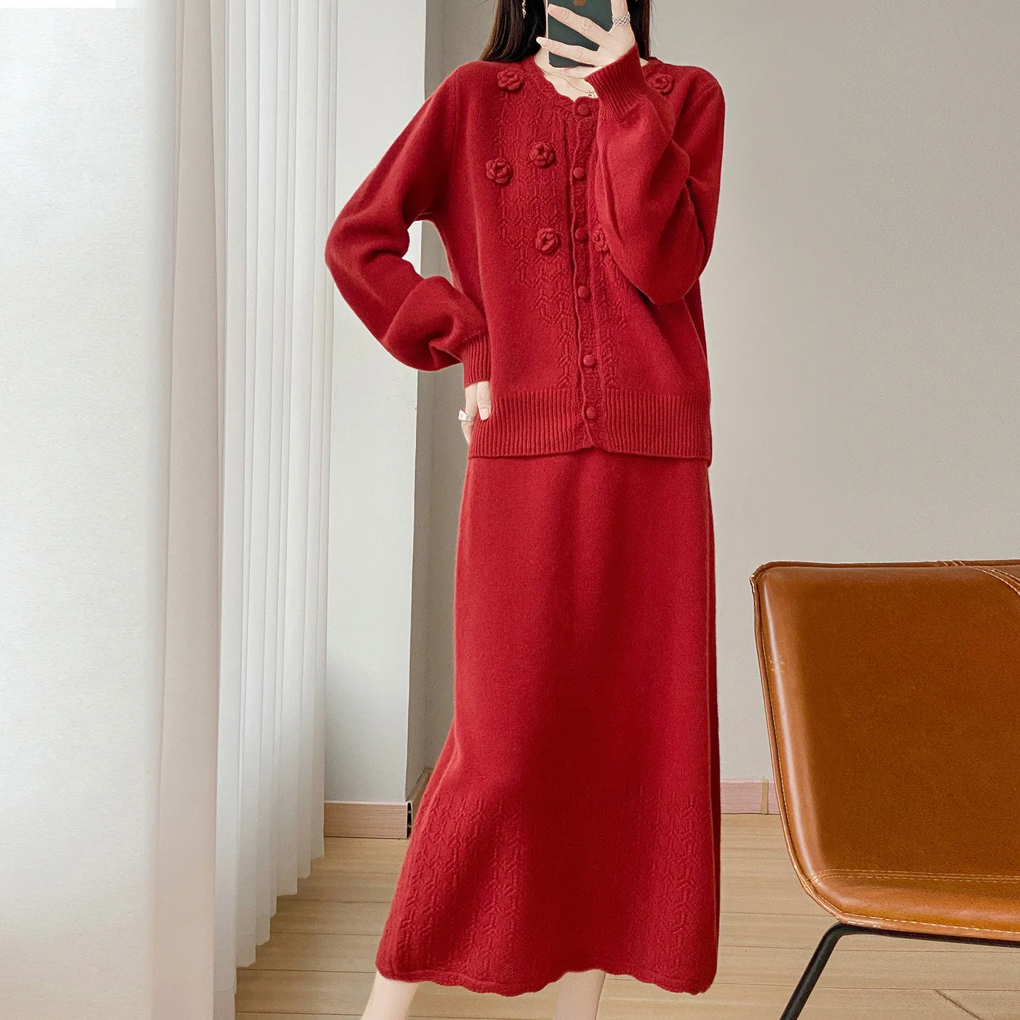 Hollow hand crocheted 100% pure cashmere sweater set women's round neck cardigan long skirt two-piece suit