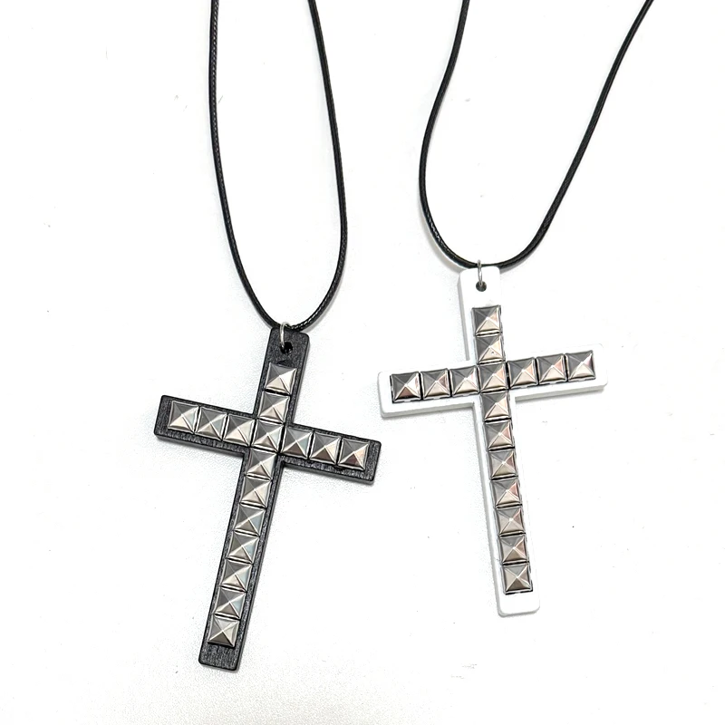 Y2K Schmuck Holzkreuz-Nieten-Anhänger Halsketten für Frauen Coole Goth Hip-Hop Grunge Rock Ästhetik Halskette Accessoires Punk – Detail 2