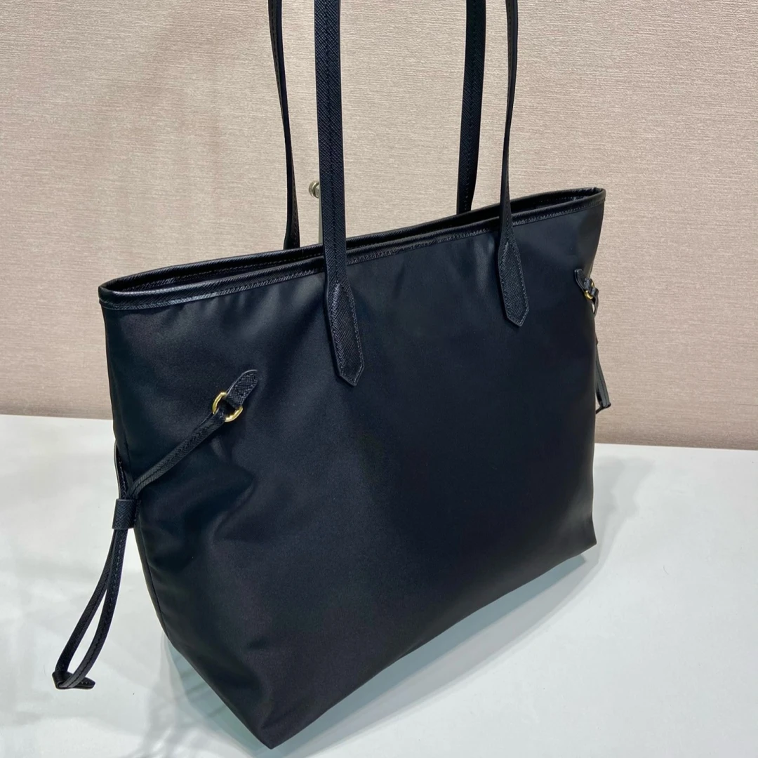 2024 Original Mark Bags  Women's Handbag Nylon Tote with a Spacious Front Pocket Pursuing Perfect Blend Craft Silhouette