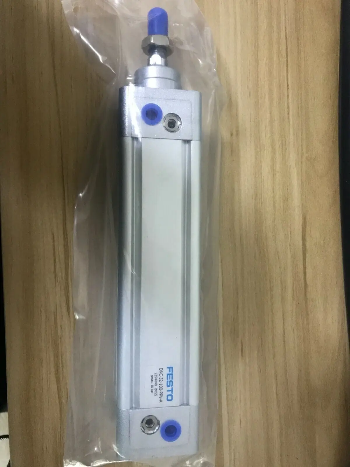 

1PCS NEW FESTO DNC-32-100-PPV-A Cylinder free shipping