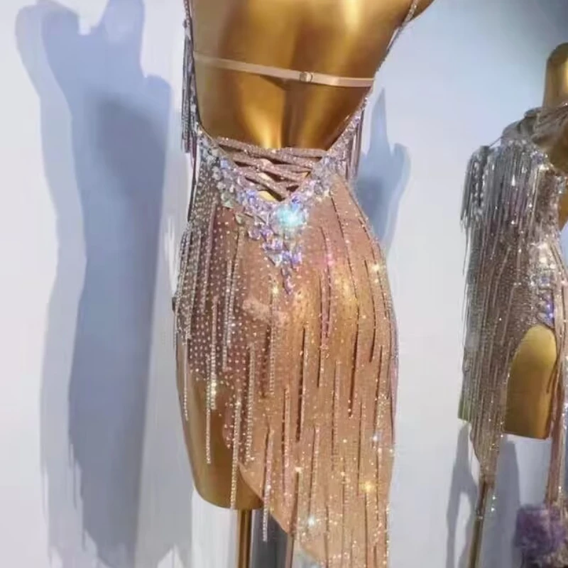 ห้องบอลรูมเต้นรําละตินการแข่งขันเสื้อผ้าผู้ใหญ่Professional Art Examinationเสื้อผ้าBlackpool Eliteดอกไม้ประสิทธิภาพ