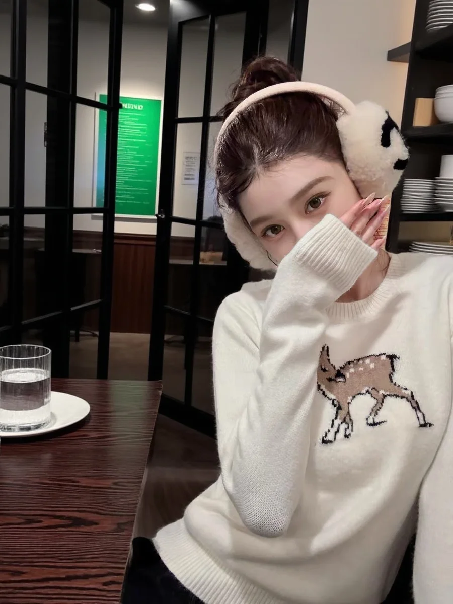 

Korean Rainy Day Thiened Knitted Sweater Women's Autumn Winter round Ne Long Sve Warm Bear Pattern Embroidery Top