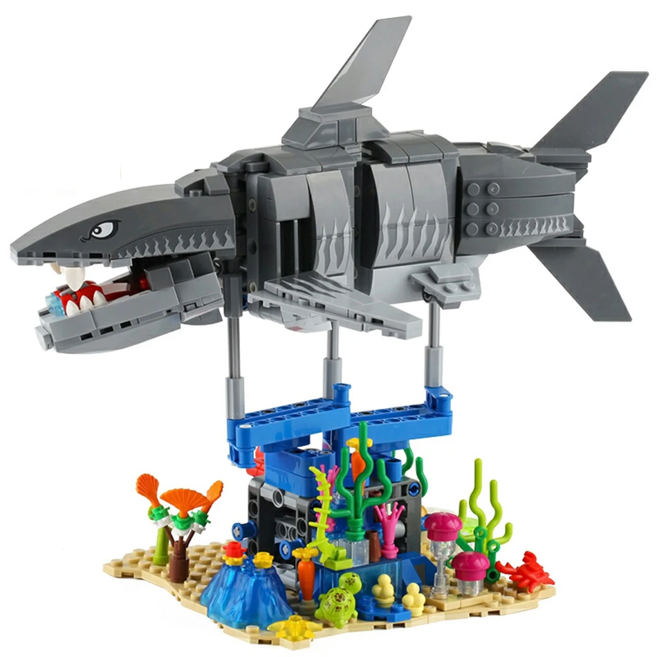 

625pcs Biomimeti Shark Building Blocks Jurassic Fish Marine Animals Megalodon World Park Figure Bricks Children Dinosaurs Toys