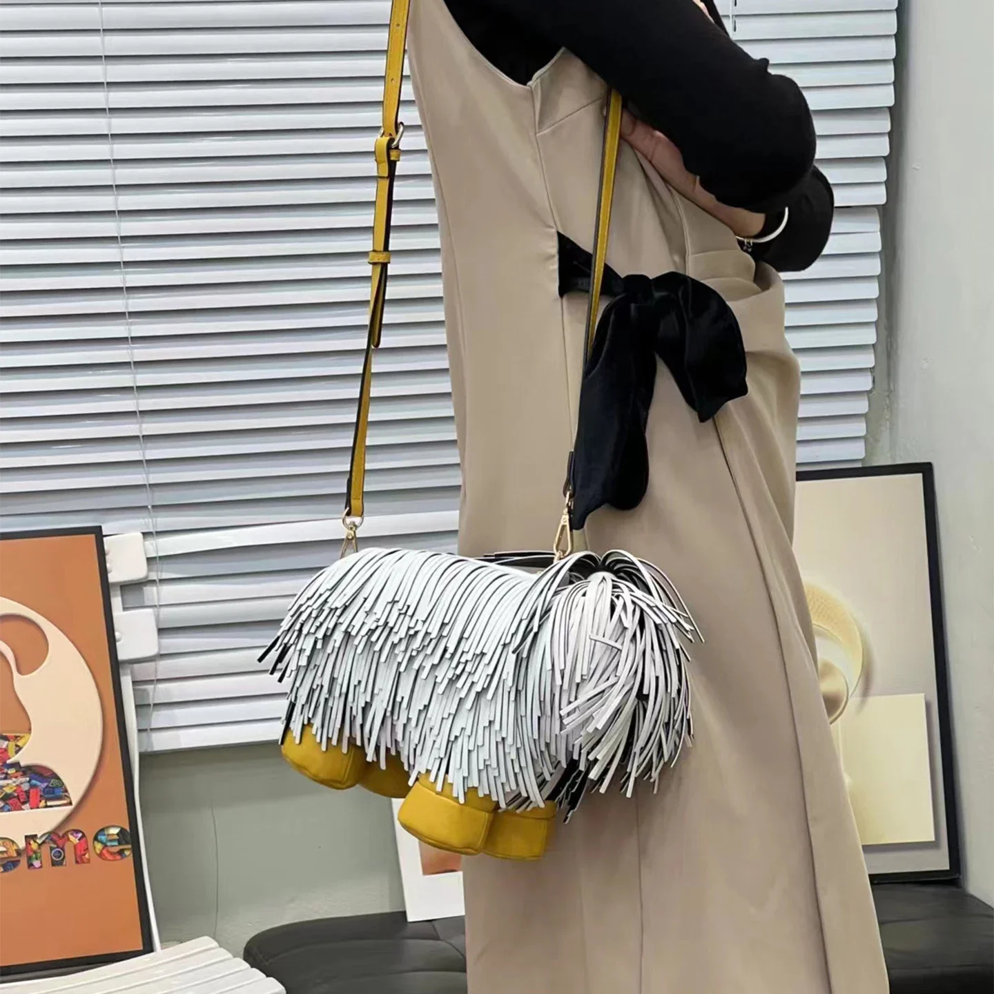 New Tassel Puppy Shaped Bag Women Cross body Bag Creative Funny Novelty Shaped Handbag Cute look Shoulder Bag Y2K Hot Girl Style