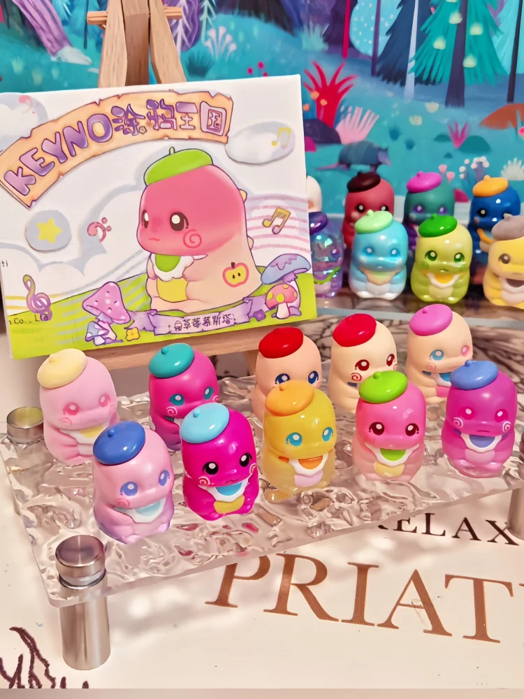 

Серия KEYNO Graffiti Kingdom: Коллекционные мини-фигурки в стиле клубничного мусса, милые украшения в пакетиках-сюрпризах, подарок для фанатов аниме