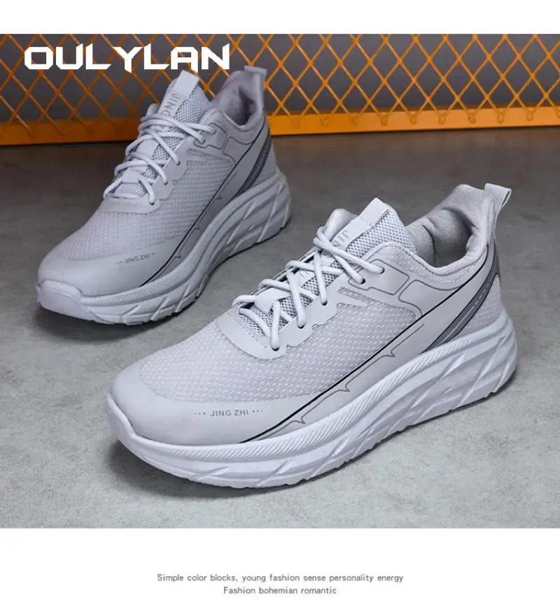 Breathable men's sports shoes in summer, jogging tennis shoes with soft soles, casual, light, comfortable and versatile shoes.