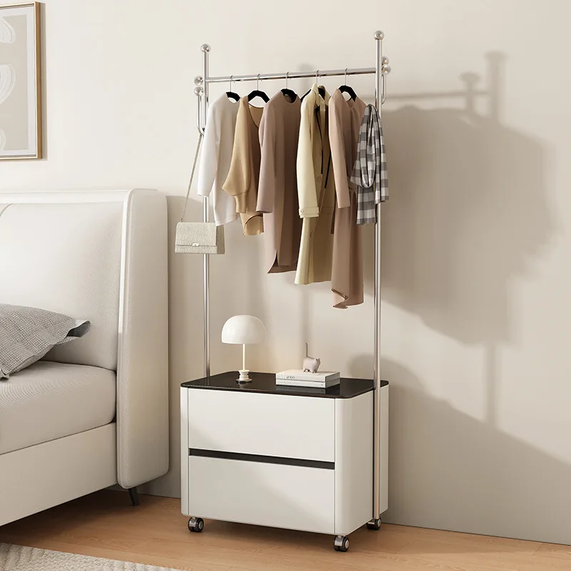 Moderner, schlichter, leichter Luxus-Kleiderständer aus Massivholz mit Lackierung, Nachttisch, integrierter Schlafzimmer-Haushalts-Bodenständer, Kleiderschrank