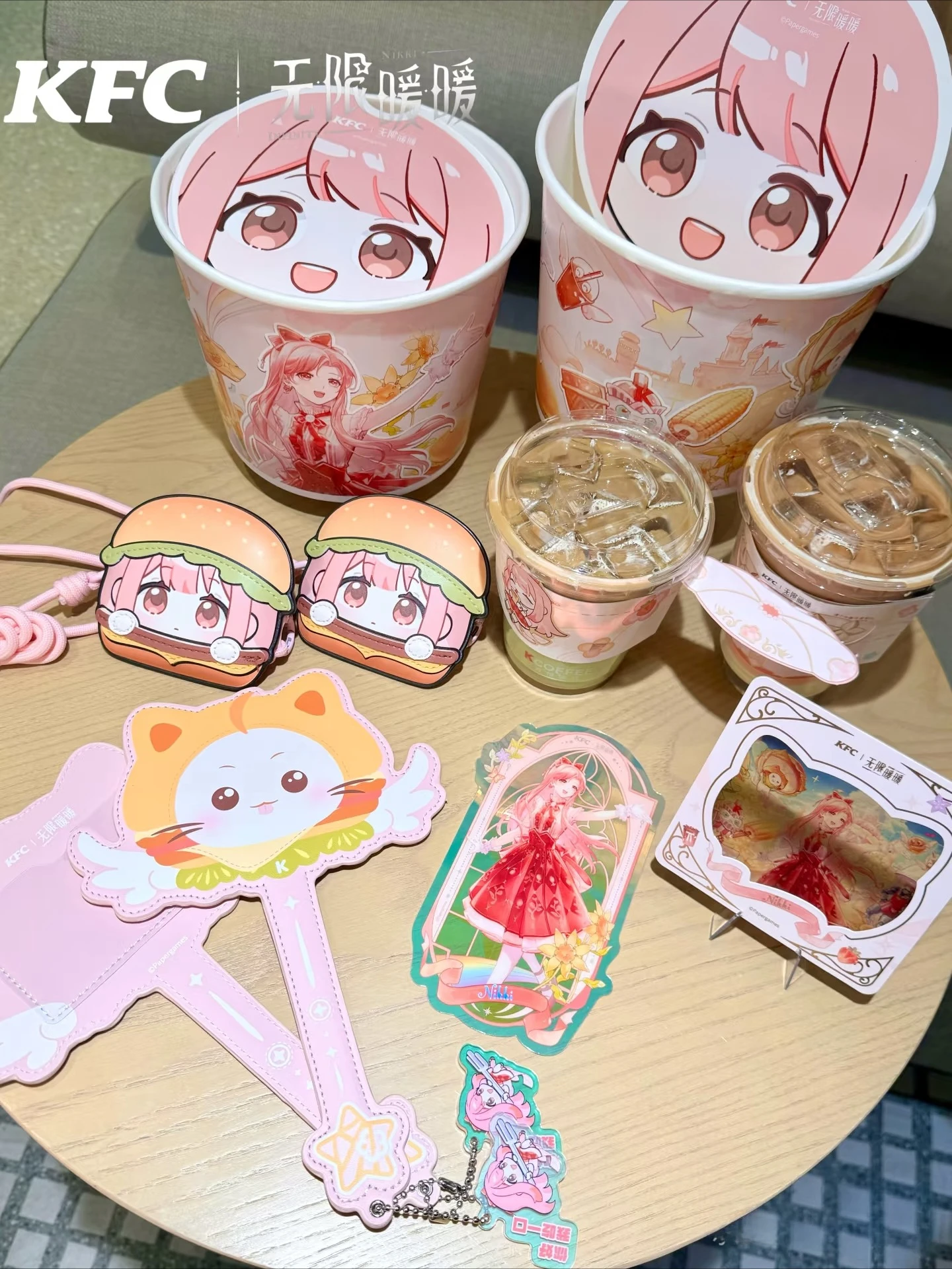 공식 인피니티 니키 ‌   X KFC 콜라보 코스프레 모모 ‌ ‌   니키 카드 슬리브 투명 카드 앨범 클립 포토 카드 컵 커버 재고 있음