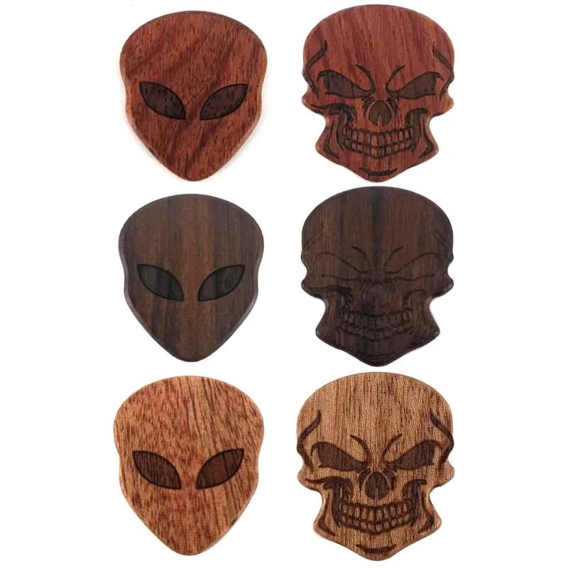 

Wooden Soundtrack Horror Skull Halloween Pick Guitar Pick Heart-shaped Bass Part Accessories Personality