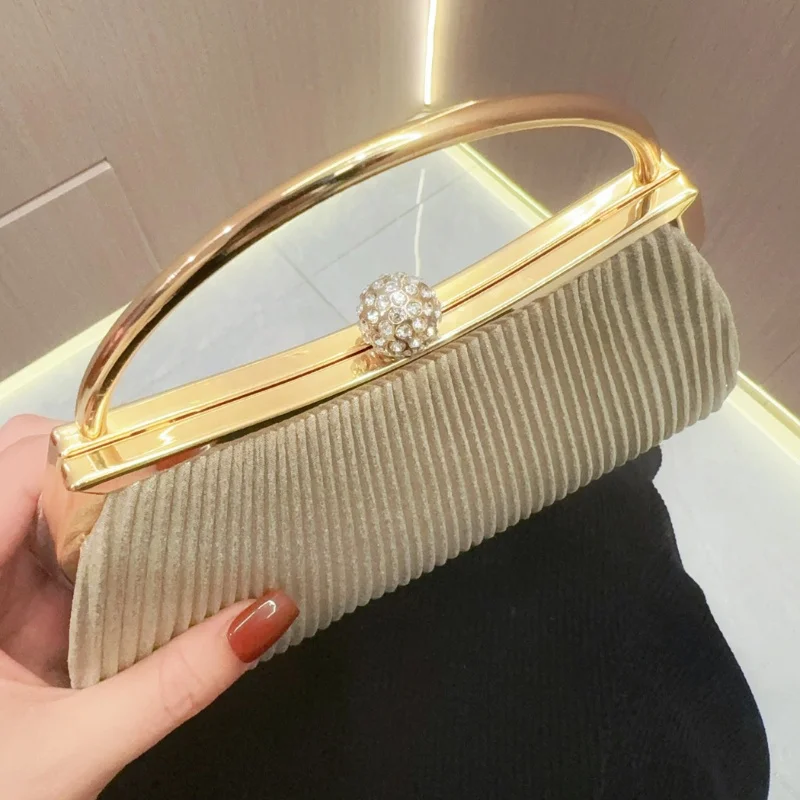 Borsa da donna scintillante retrò di lusso leggera Borsa da sposa Borsa da donna con catena di diamanti intarsiati alla moda Cena per feste