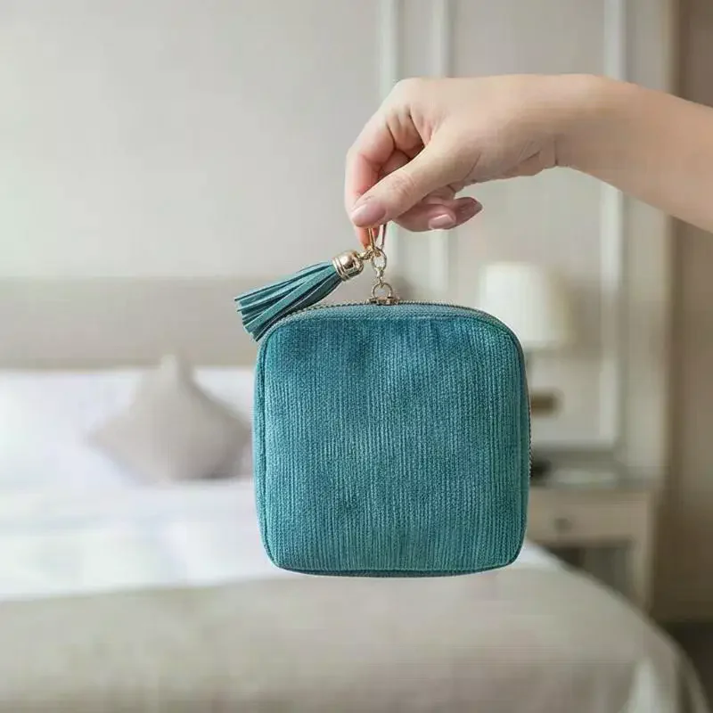 Soft Velvet Travel Jewelry Organizer Pouch Multiple Inner Compartments Tassel Zipper Mini Case for Necklaces Rings Storage