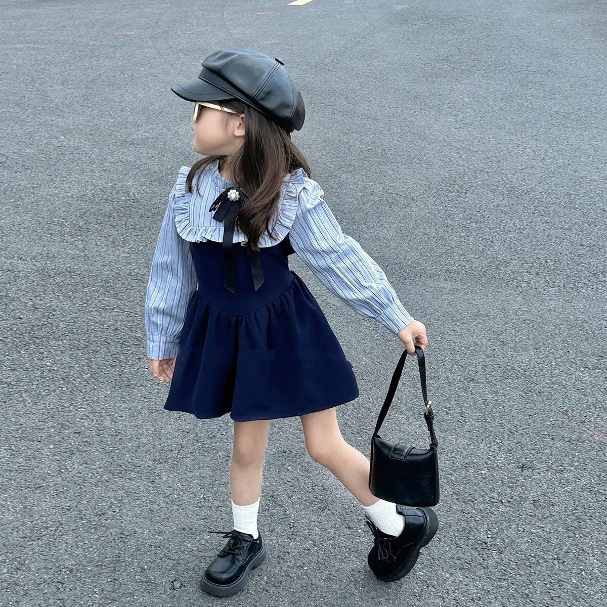 Spring New Stripe Girls' Temperament Dress Autumn Children's Sweet Bow Princess Long Sleeved Dress Student Style Baby Kids Dress